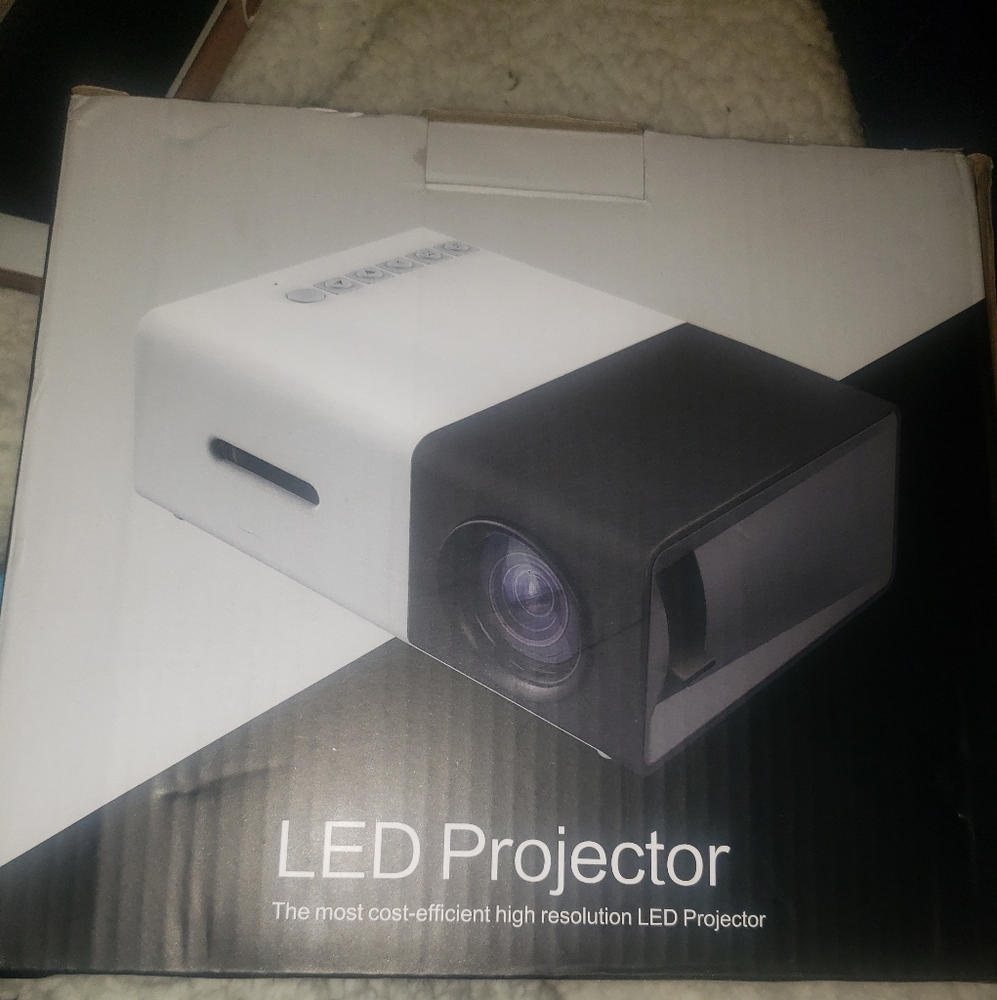 LED Projector - Black and White